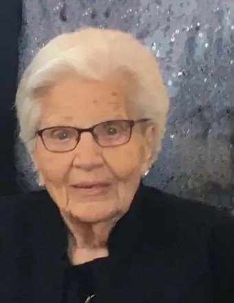Nurse Lois Mabie
